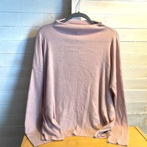Lucky brand, Size large, light pink, viscose, polyester boat neck sweater